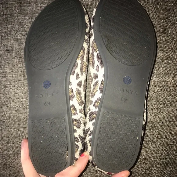 Rothy’s Animal Print Mocha Spot Loafers in Leopard in size W6.5 - Picture 8 of 8